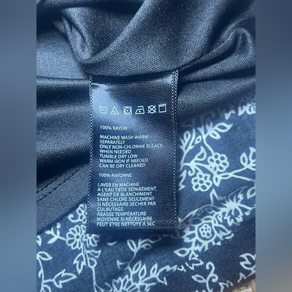 Urban Outfitters Kimchi Blue Women Short Sleeve Floral Button Up Dress,Size XS - Picture 11 of 11